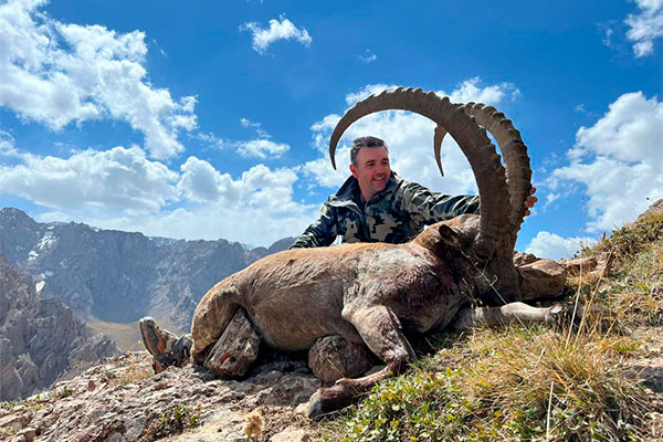 hunting kirguistan