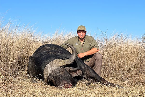 caza bufalo sudafrica